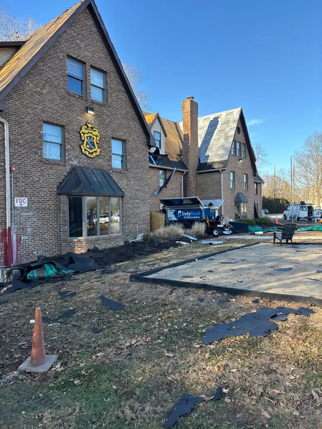 Manufacturer-certified roof installation in Brownstown